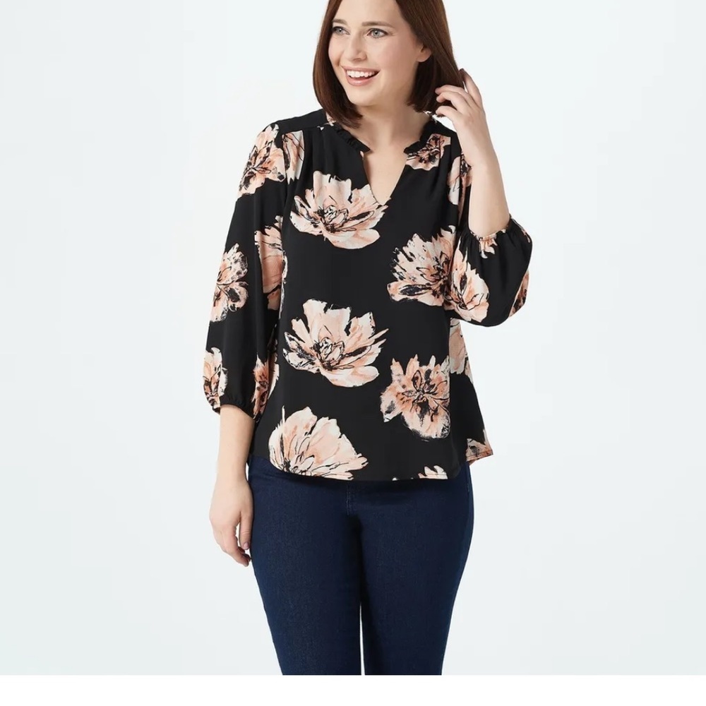 NWT Gibson Ruffle Neck Pleated Top Black/Neutral/pink floral medium